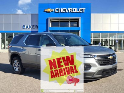 Used 2023 Chevrolet Traverse LS