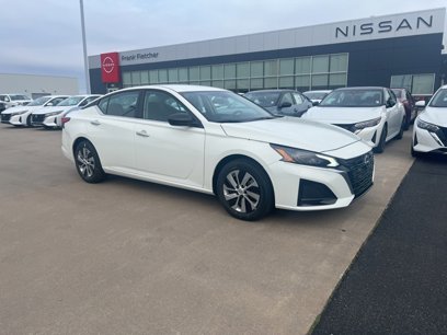 New 2025 Nissan Altima 2.5 S