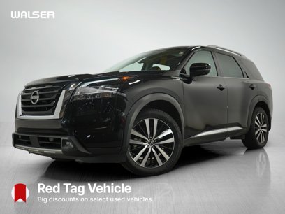 Used 2024 Nissan Pathfinder Platinum