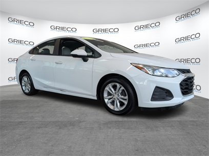 Used 2019 Chevrolet Cruze LS w/ LS Convenience Package