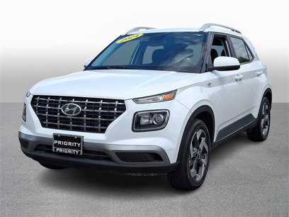 Used 2024 Hyundai Venue SEL