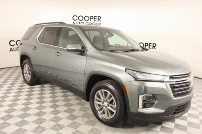Used 2023 Chevrolet Traverse LT