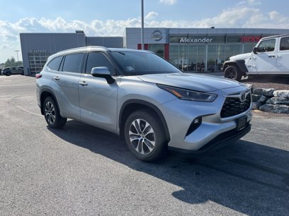 Used 2021 Toyota Highlander XLE