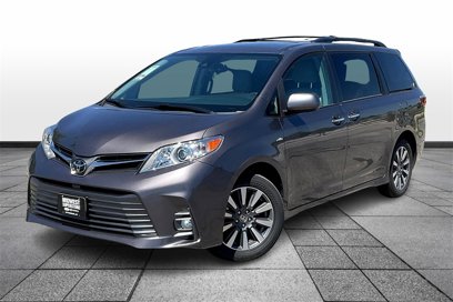 Used 2020 Toyota Sienna XLE