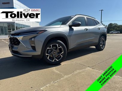 New 2025 Chevrolet Trax LT w/ Driver Confidence Package