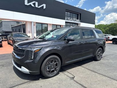 New 2026 Kia Carnival EX