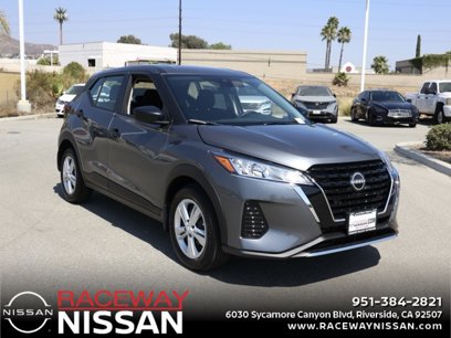 New 2025 Nissan Kicks S