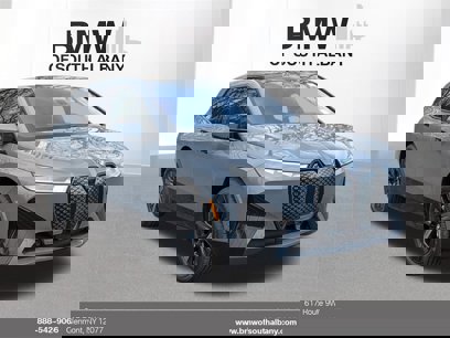 New 2025 BMW iX xDrive50