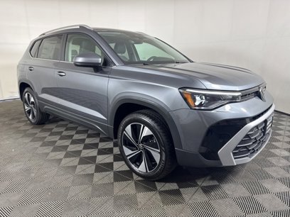 New 2025 Volkswagen Taos SE