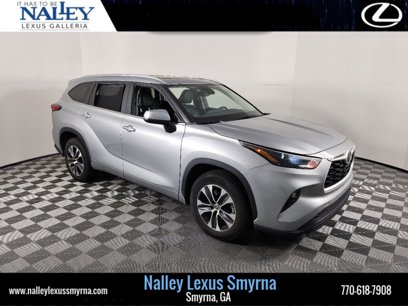 Used 2023 Toyota Highlander XLE