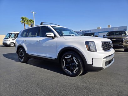 Used 2024 Kia Telluride S w/ S Sunroof Package