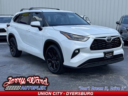 Used 2023 Toyota Highlander LE