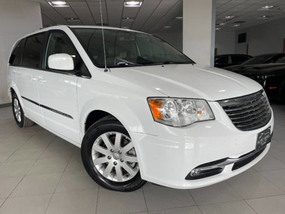 Used 2016 Chrysler Town & Country Touring