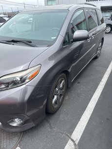 Used 2017 Toyota Sienna SE