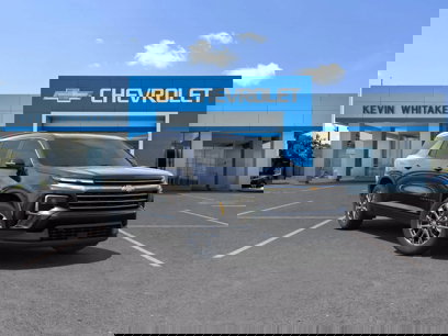 New 2025 Chevrolet Traverse LT w/ Sun and Wheel Package