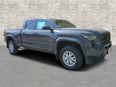 New 2025 Toyota Tacoma SR5