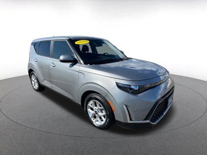 Used 2023 Kia Soul LX w/ Option Group 015