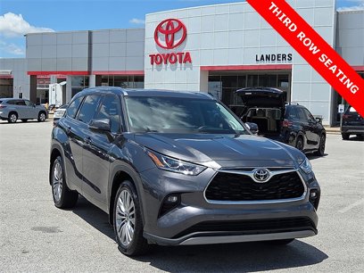 Used 2022 Toyota Highlander Platinum