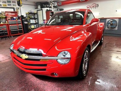 Used 2003 Chevrolet SSR w/ Preferred Equipment Group