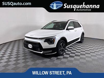 Used 2023 Kia Niro SX
