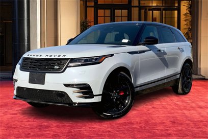 New 2025 Land Rover Range Rover Velar Dynamic SE