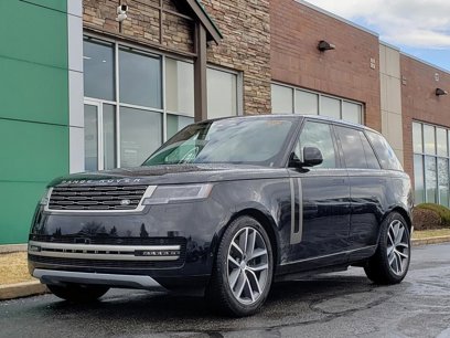 New 2025 Land Rover Range Rover SE
