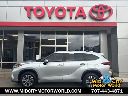 Used 2023 Toyota Highlander XLE