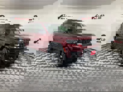 New 2025 Jeep Grand Cherokee L Altitude
