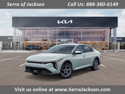New 2025 Kia K4 LXS