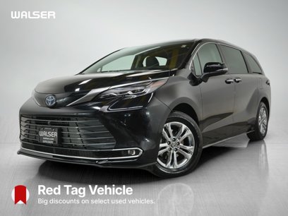 Used 2024 Toyota Sienna Platinum