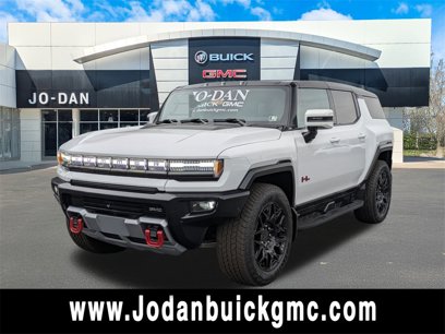 New 2025 GMC Hummer EV 2X w/ LPO, Sport Package
