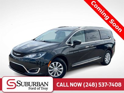 Used 2017 Chrysler Pacifica Touring-L Plus