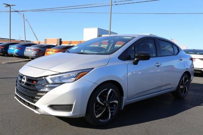 New 2025 Nissan Versa SR w/ Trunk Package