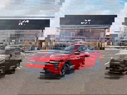 New 2025 Kia K4 LXS