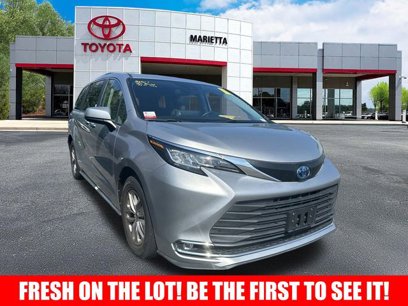 Used 2023 Toyota Sienna XLE