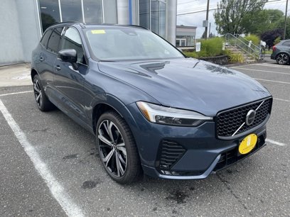 New 2025 Volvo XC60 B5 Ultra w/ Protection Package Premier