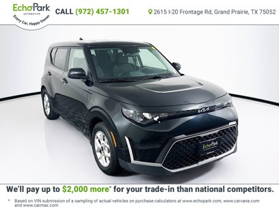Used 2023 Kia Soul LX w/ Option Group 015