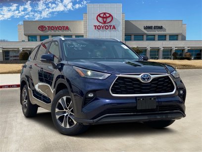 Used 2023 Toyota Highlander XLE