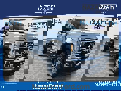 New 2025 Ford F550 4x4 Regular Cab Super Duty