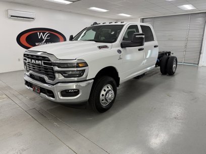 New 2025 RAM 3500 Tradesman w/ Chrome Appearance Group