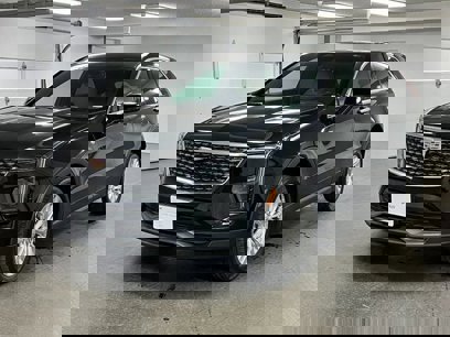 Certified 2024 Cadillac XT4 Luxury w/ Cold Weather Package