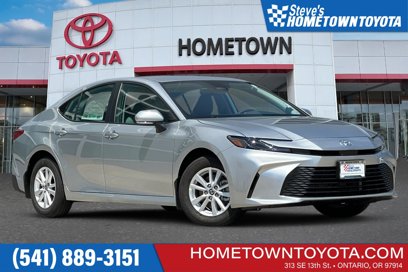New 2025 Toyota Camry LE w/ Convenience Package