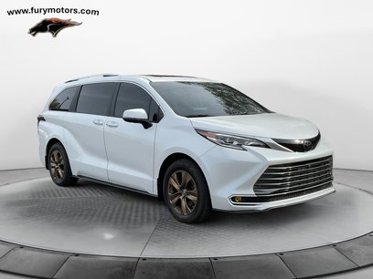 Used 2024 Toyota Sienna Platinum