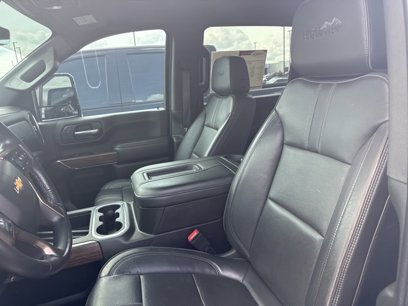 Used 2022 Chevrolet Silverado 2500 High Country w/ Z71 Off-Road Package
