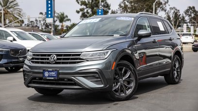 Certified 2022 Volkswagen Tiguan SE