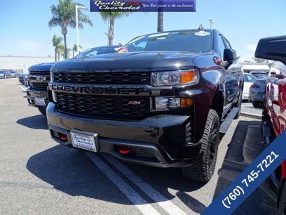 Certified 2021 Chevrolet Silverado 1500 Custom Trail Boss w/ LPO, Dark Essentials Package