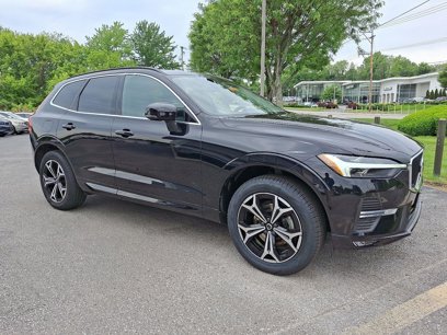 Certified 2022 Volvo XC60 B5 Momentum w/ Climate Package