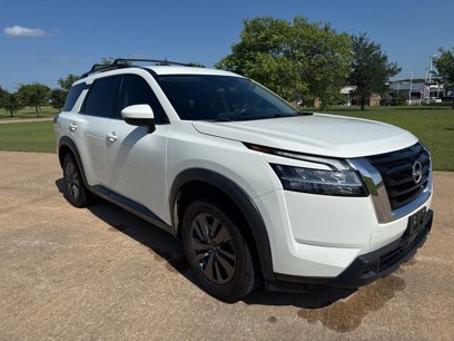 Used 2022 Nissan Pathfinder SV