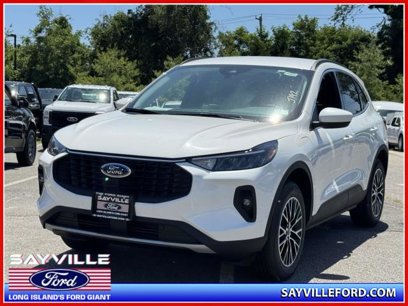 New 2025 Ford Escape SE