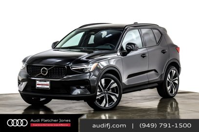 Used 2025 Volvo XC40 B5 Plus